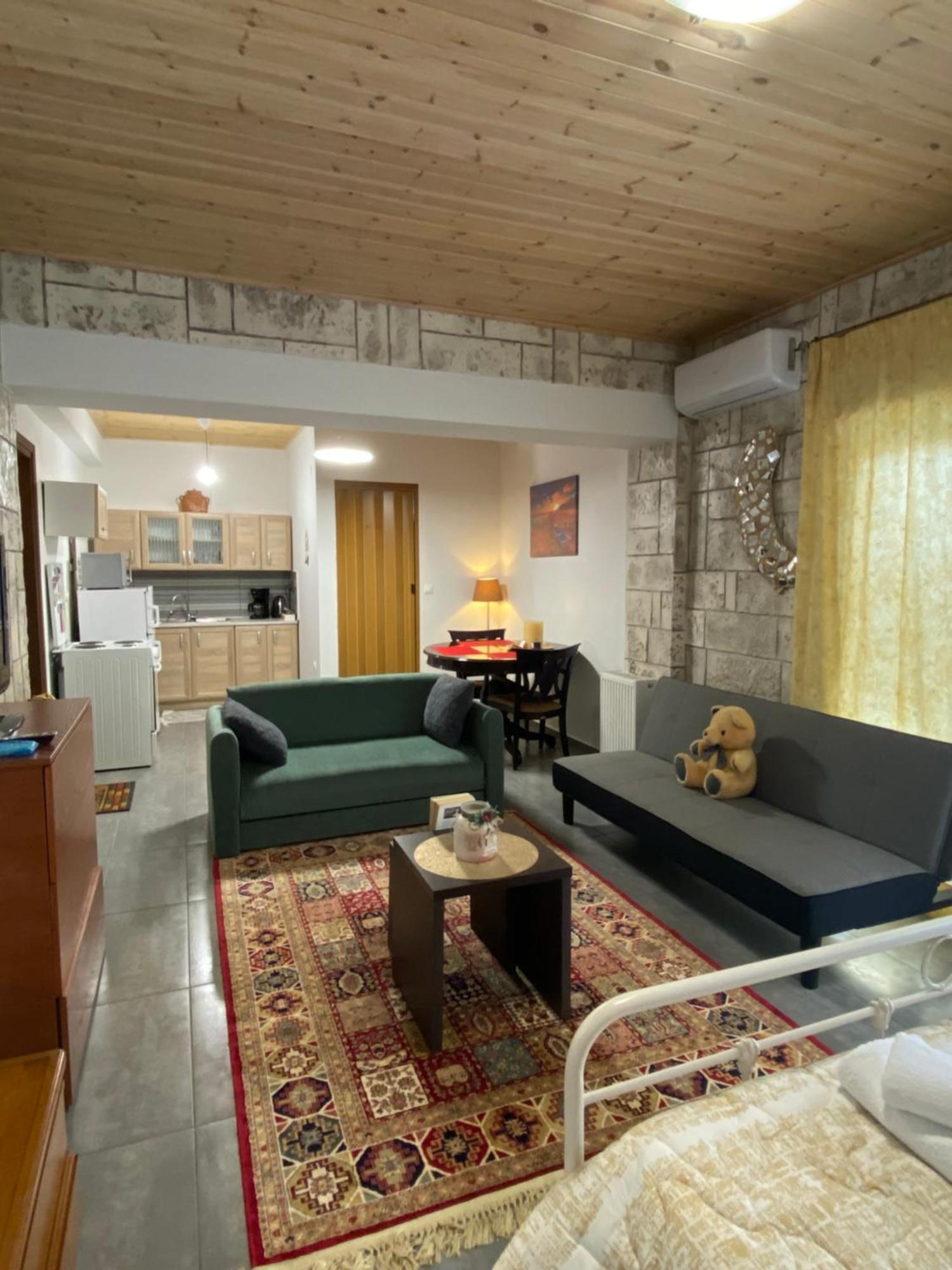 D&M Studio Ριο Πατρα Patras Luaran gambar
